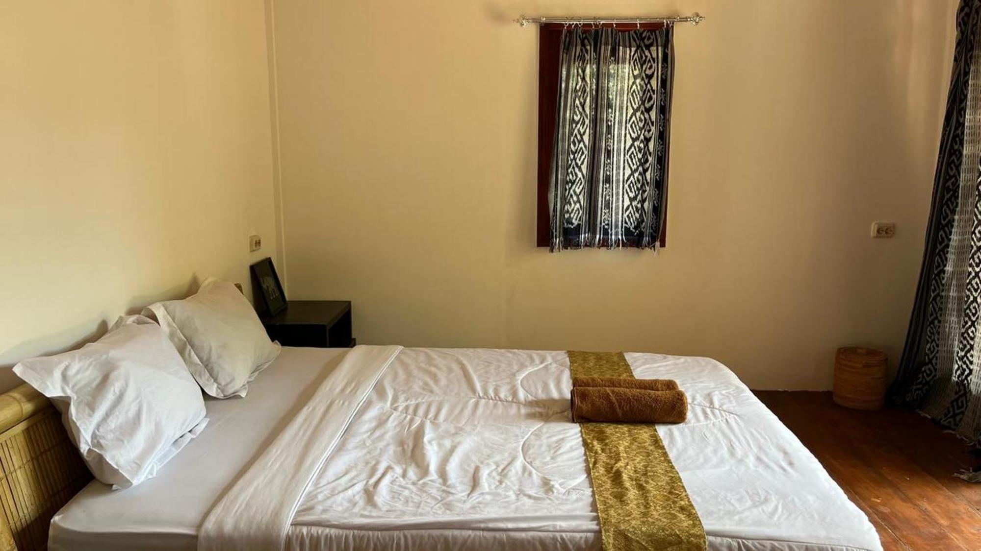 Cici Bungalow Senggigi Mangsit Exterior foto
