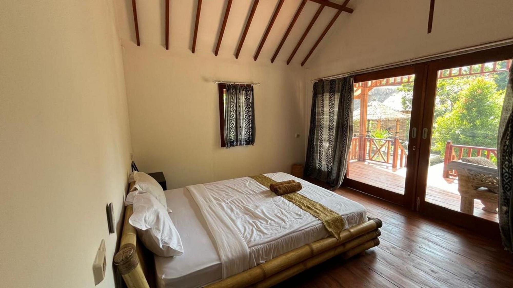 Cici Bungalow Senggigi Mangsit Exterior foto