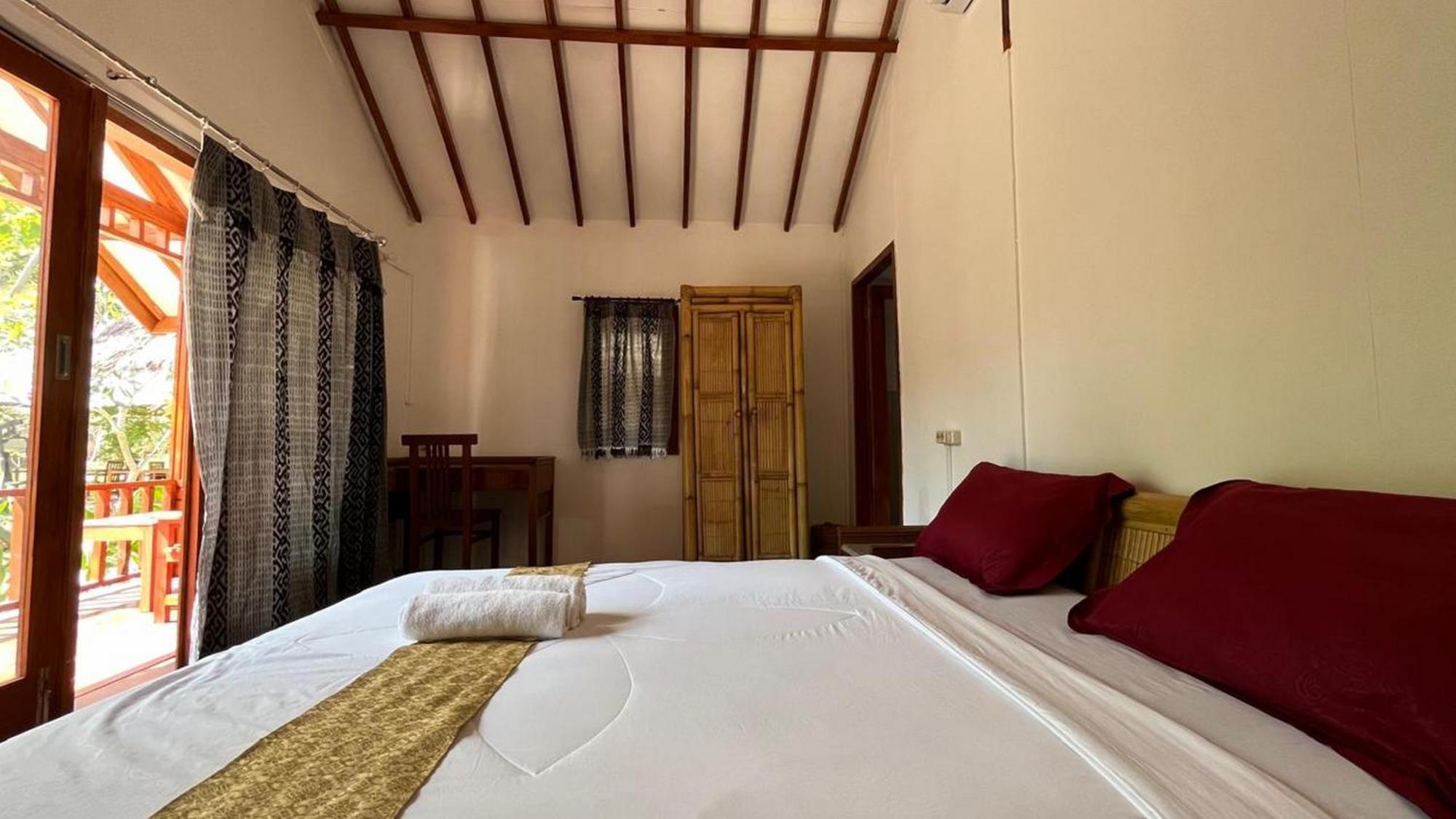 Cici Bungalow Senggigi Mangsit Exterior foto
